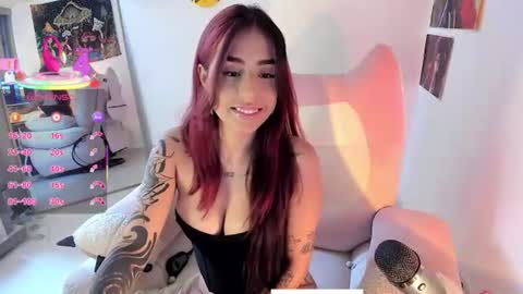 Paulina online show from July 4, 2026, 9:32 pm