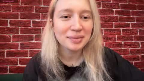 citrusblissss online show from November 21, 2025, 2:21 am