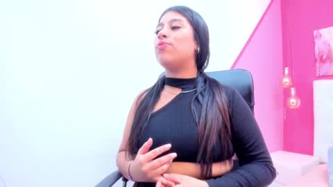 Snapshot of claire_aristizabal chatting on January 16, 2025, 3:56 am claire aristizabal online show from January 16, 2025, 3:56 am