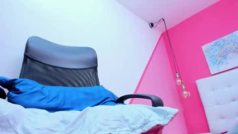 Snapshot of claire_aristizabal chatting on March 9, 2025, 10:08 am claire aristizabal online show from March 9, 2025, 10:08 am