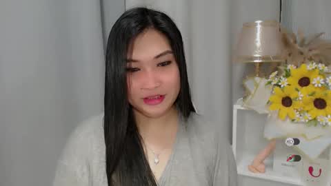 CLAIRE online show from May 27, 2026, 4:31 am