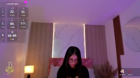 clairemillerx online show from April 21, 2026, 1:42 am