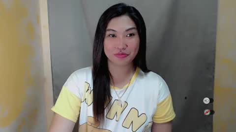 Snapshot of clairewntr_ chatting on December 14, 2024, 3:25 pm CLAIRE online show from December 14, 2024, 3:25 pm