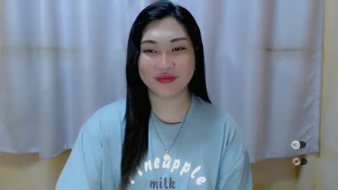 Snapshot of clairewntr_ chatting on December 23, 2024, 5:28 am CLAIRE online show from December 23, 2024, 5:28 am