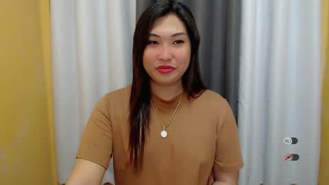 Snapshot of clairewntr_ chatting on December 28, 2024, 3:04 pm CLAIRE online show from December 28, 2024, 3:04 pm