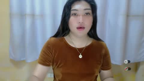 Snapshot of clairewntr_ chatting on January 3, 2025, 3:27 am CLAIRE online show from January 3, 2025, 3:27 am