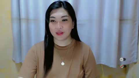 Snapshot of clairewntr_ chatting on January 9, 2025, 6:59 am CLAIRE online show from January 9, 2025, 6:59 am