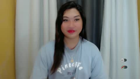 Snapshot of clairewntr_ chatting on January 14, 2025, 11:53 am CLAIRE online show from January 14, 2025, 11:53 am