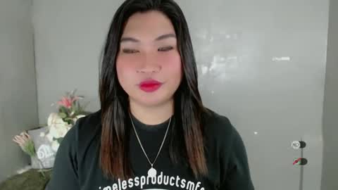 Snapshot of clairewntr_ chatting on February 14, 2025, 8:31 am CLAIRE online show from February 14, 2025, 8:31 am