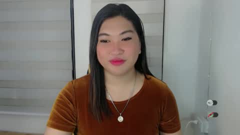 Snapshot of clairewntr_ chatting on February 18, 2025, 4:26 am CLAIRE online show from February 18, 2025, 4:26 am