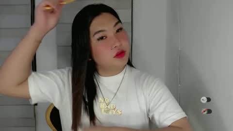 Snapshot of clairewntr_ chatting on February 22, 2025, 10:18 am CLAIRE online show from February 22, 2025, 10:18 am