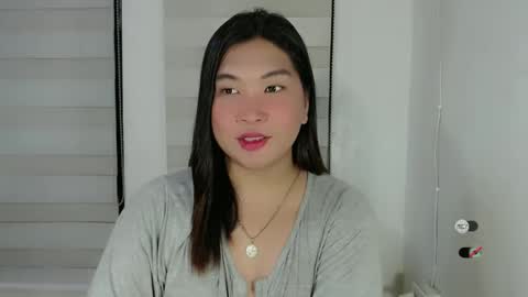 Snapshot of clairewntr_ chatting on March 4, 2025, 3:48 pm CLAIRE online show from March 4, 2025, 3:48 pm