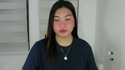 Snapshot of clairewntr_ chatting on March 8, 2025, 9:39 am CLAIRE online show from March 8, 2025, 9:39 am