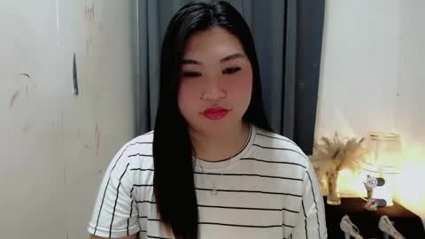 Snapshot of clairewntr_ chatting on September 12, 2025, 5:51 am CLAIRE online show from September 12, 2025, 5:51 am