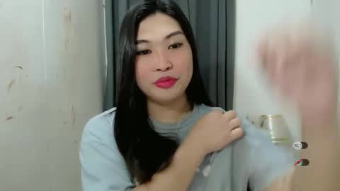 Snapshot of clairewntr_ chatting on October 5, 2025, 5:06 am CLAIRE online show from October 5, 2025, 5:06 am