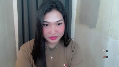 Snapshot of clairewntr_ chatting on October 5, 2025, 5:11 pm CLAIRE online show from October 5, 2025, 5:11 pm