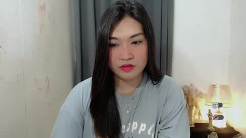 Snapshot of clairewntr_ chatting on October 12, 2025, 5:06 am CLAIRE online show from October 12, 2025, 5:06 am