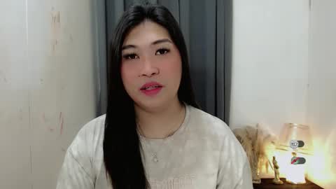 Snapshot of clairewntr_ chatting on October 16, 2025, 5:30 am CLAIRE online show from October 16, 2025, 5:30 am