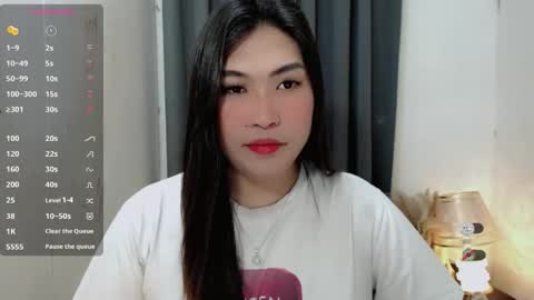 Snapshot of clairewntr_ chatting on October 29, 2025, 8:38 am CLAIRE online show from October 29, 2025, 8:38 am