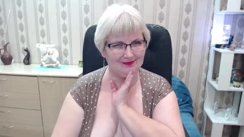 ClairSweety online show from December 1, 2025, 3:50 pm