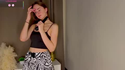 Snapshot of clairwittenmyer chatting on October 11, 2025, 1:16 am Im Amy online show from October 11, 2025, 1:16 am