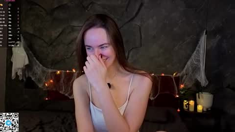 Snapshot of clairwittenmyer chatting on October 28, 2025, 1:09 am Im Amy online show from October 28, 2025, 1:09 am