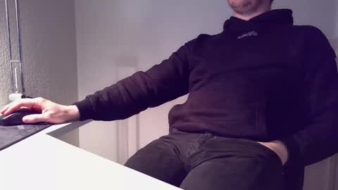 clamshive7 online show from March 29, 2026, 4:51 pm