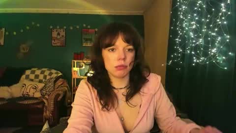 Snapshot of clancyosbourne chatting on February 28, 2026, 6:53 pm Clancy online show from February 28, 2026, 6:53 pm