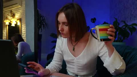 Snapshot of clara_bendover chatting on April 6, 2026, 6:31 pm Clara online show from April 6, 2026, 6:31 pm