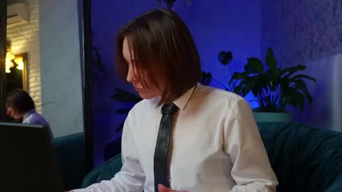 Snapshot of clara_bendover chatting on April 11, 2026, 6:12 pm Clara online show from April 11, 2026, 6:12 pm