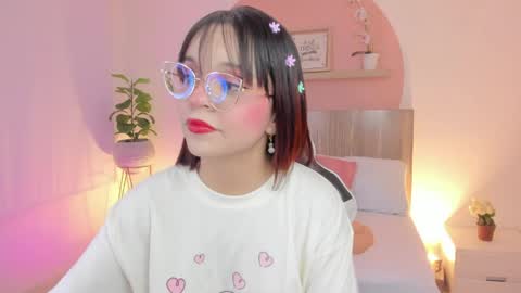 C L A R A online show from May 12, 2026, 4:53 am