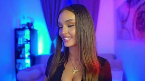 Snapshot of clara_smile chatting on October 3, 2025, 6:38 pm Clara smile online show from October 3, 2025, 6:38 pm