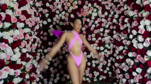 Snapshot of clara_tenssio chatting on December 23, 2024, 3:40 am Clara online show from December 23, 2024, 3:40 am