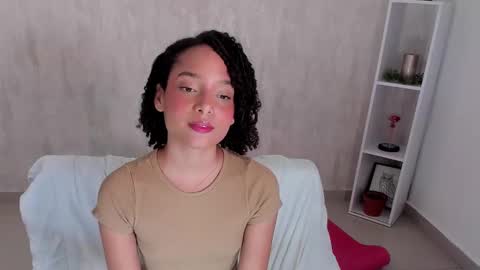 Snapshot of clara_tenssio chatting on January 10, 2025, 9:13 am Clara online show from January 10, 2025, 9:13 am