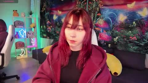 clarabenson online show from November 3, 2025, 6:20 pm