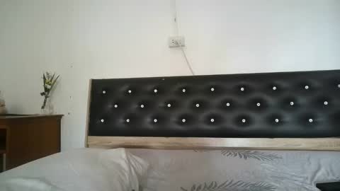 claralafontaine online show from April 19, 2026, 8:46 am