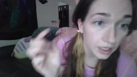 Snapshot of clarawolfe22 chatting on February 4, 2025, 8:49 pm Clara Wolfe online show from February 4, 2025, 8:49 pm