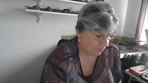 Snapshot of clarem chatting on May 2, 2026, 12:10 pm clare nylons online show from May 2, 2026, 12:10 pm