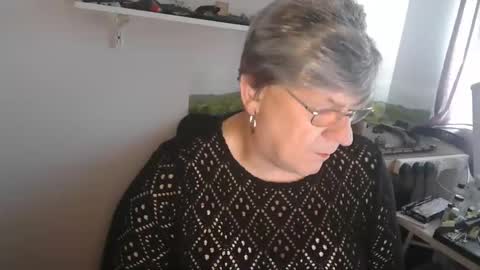 Snapshot of clarem chatting on June 8, 2026, 12:05 pm clare nylons online show from June 8, 2026, 12:05 pm