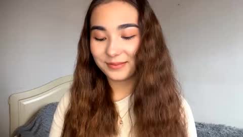 Yuna online show from September 21, 2025, 7:10 am