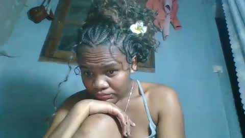 clarisse98 online show from November 8, 2025, 9:24 pm