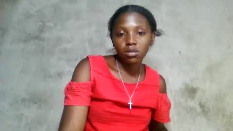 clarisse98 online show from March 6, 2026, 11:17 am