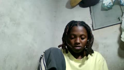 clarisse98 online show from March 31, 2026, 12:49 pm