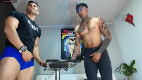 Juanpaindependent model online show from December 26, 2024, 9:37 pm