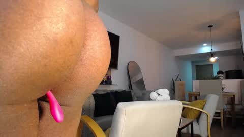 Snapshot of clark_strong chatting on December 12, 2024, 8:53 pm clark_strong online show from December 12, 2024, 8:53 pm