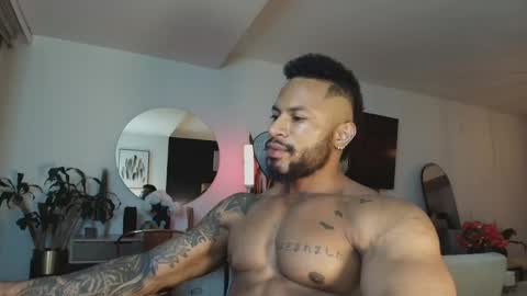 Snapshot of clark_strong chatting on April 21, 2026, 2:15 am clark_strong online show from April 21, 2026, 2:15 am