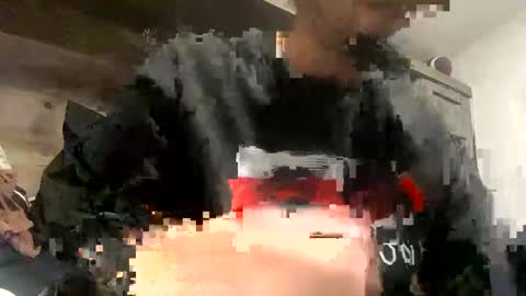 Snapshot of clarkshammer95 chatting on February 8, 2025, 4:36 am clarkshammer95 online show from February 8, 2025, 4:36 am