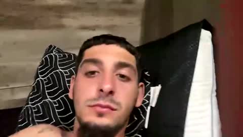 Snapshot of clarkshammer95 chatting on February 12, 2025, 2:14 am clarkshammer95 online show from February 12, 2025, 2:14 am