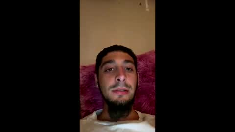 Snapshot of clarkshammer95 chatting on March 6, 2025, 4:19 am clarkshammer95 online show from March 6, 2025, 4:19 am