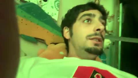 Snapshot of clarkshammer95 chatting on September 11, 2025, 5:35 pm clarkshammer95 online show from September 11, 2025, 5:35 pm